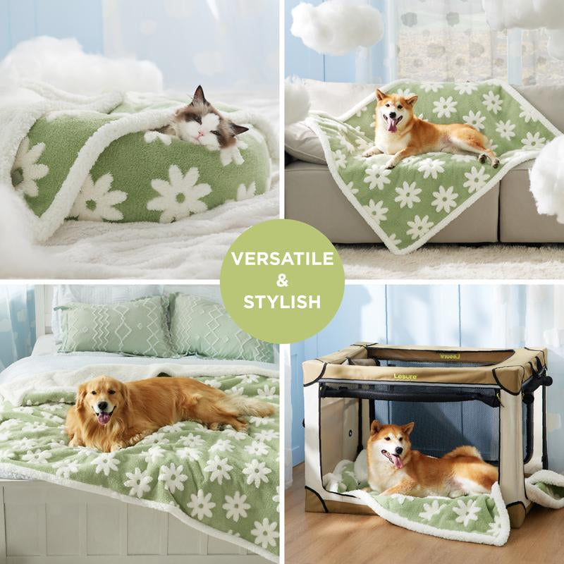 Lesure Waterproof Calming Pet Blanket -Ultra-Soft and Warm with a Waterproof Layer, for Indoors and Outdoors,Tailor-Made for Dogs, Cats, and Kittens