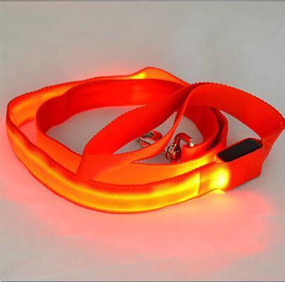 Glow-In-The-Dark LED Leash dog leash Happy Paws Red 
